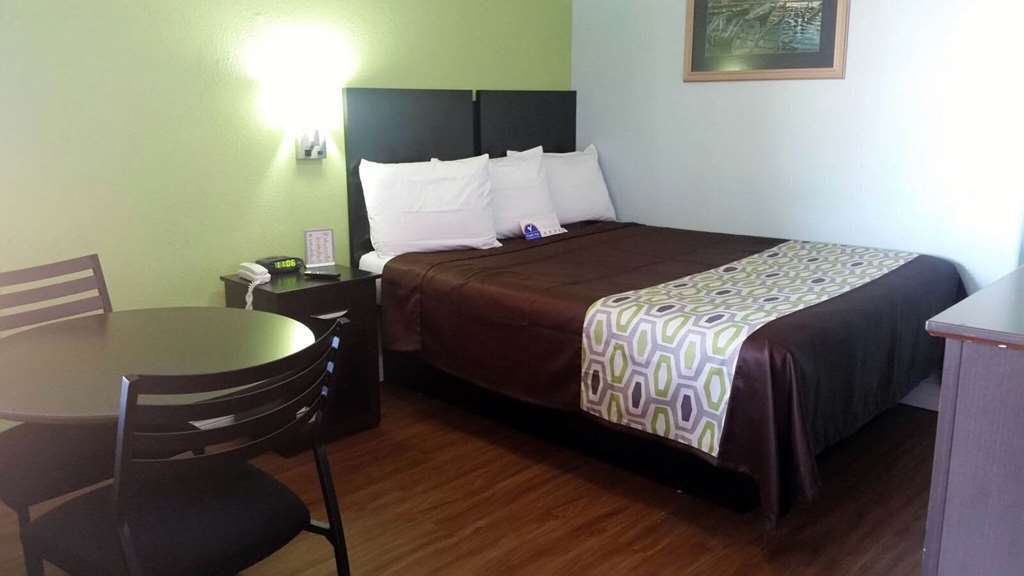 Americas Best Value Inn And Suites Groves Kamer foto